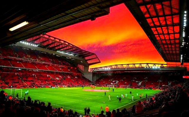 欧洲五大联赛球队表现对比分析（欧洲五大联赛球队表现比较研究）