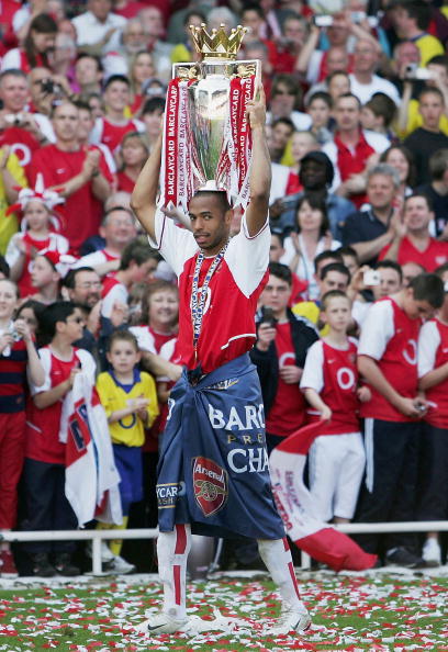 2-0！五大联赛最猛队诞生：三线连续18场不败，同时领跑英超+欧冠（2-0再奏凯！顶级联赛最强势球队三线豪取18场不败，英超与欧冠双线领跑）