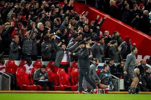 意媒：尤文加入弗罗霍尔特争夺战，与波尔图的良好关系是优势（意媒：尤文竞逐弗罗霍尔特，得益于与波尔图的良好关系）